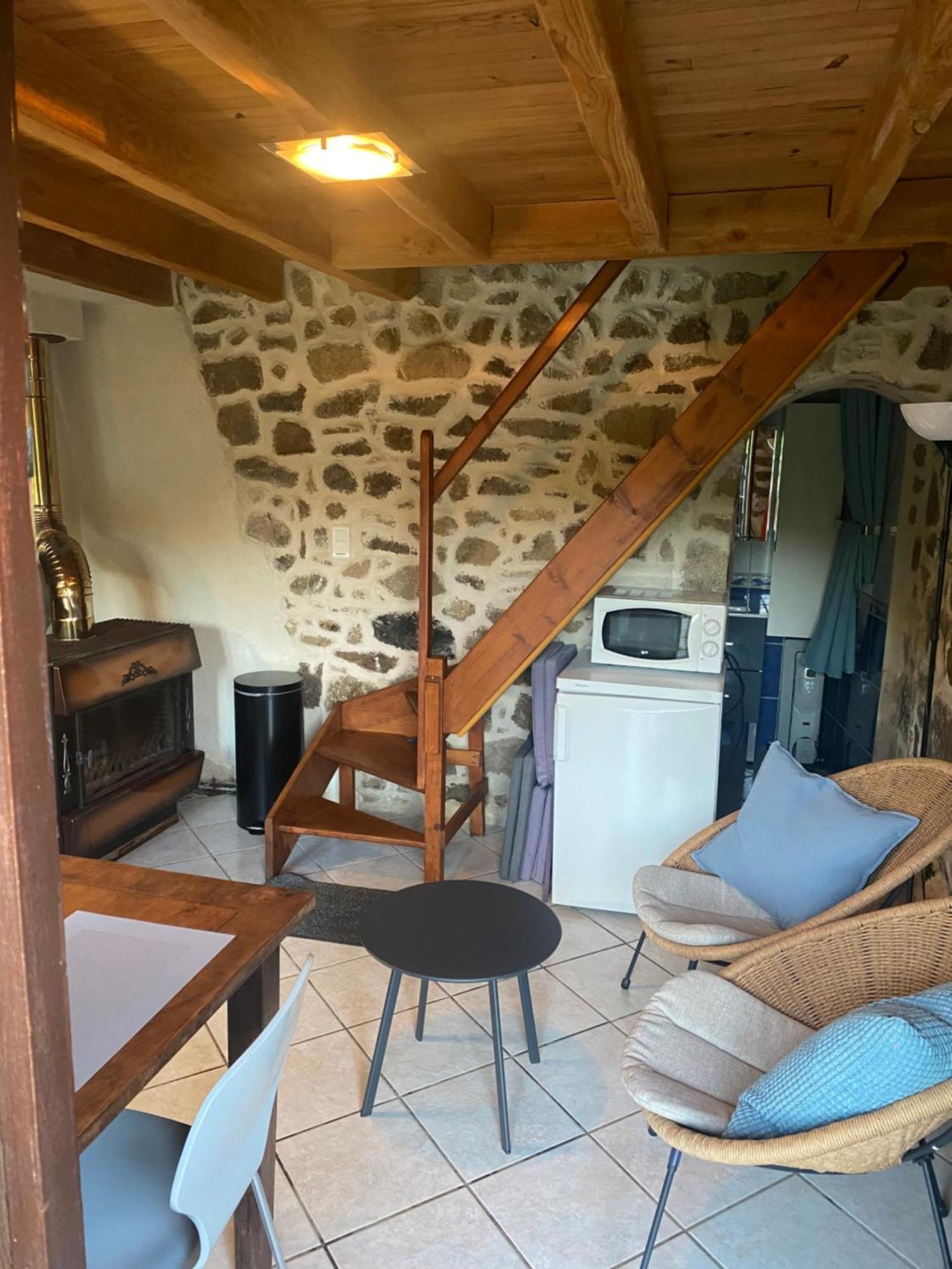Maisonnette Chaleureuse De 35M2 Miremont  Bagian luar foto